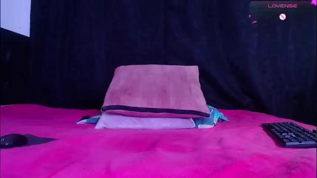 Image 6 of mia_depp Stream on Chaturbate on 1 month ago