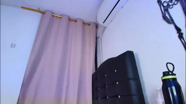 Image 10 of mia_depp Stream on Chaturbate on 1 month ago