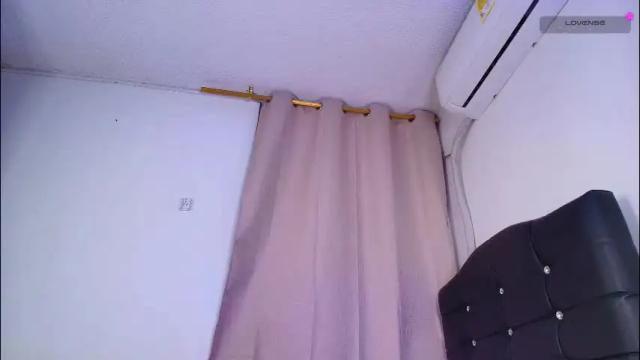 Image 11 of mia_depp Stream on Chaturbate on 1 month ago