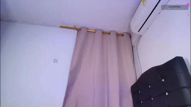 Image 12 of mia_depp Stream on Chaturbate on 1 month ago