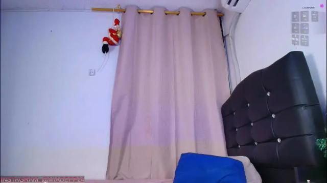 Image 11 of mia_depp Stream on Chaturbate on 5 days ago