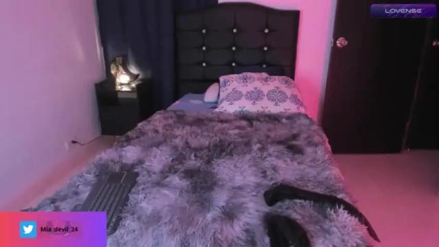 Thumbnail 3, mia_devil_24's Stream at Chaturbate, 22 months ago