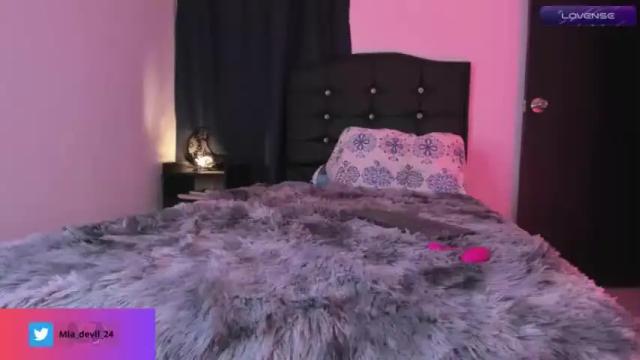 Image 6 of mia_devil_24 Stream on Chaturbate on 21 months ago