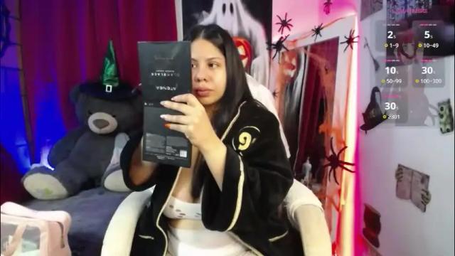 Image 4 of mia_downson Stream on Chaturbate on 6 days ago