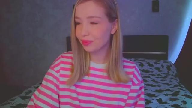 Thumbnail 2, mia_fleur_'s Stream at Chaturbate, 22 months ago