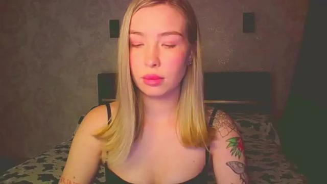 Thumbnail 3, mia_fleur_'s Stream at Chaturbate, 21 months ago