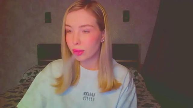 Thumbnail 1, mia_fleur_'s Stream at Chaturbate, 21 months ago