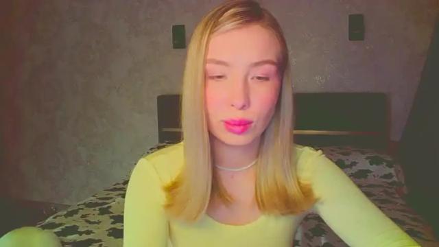 Thumbnail 1, mia_fleur_'s Stream at Chaturbate, 21 months ago