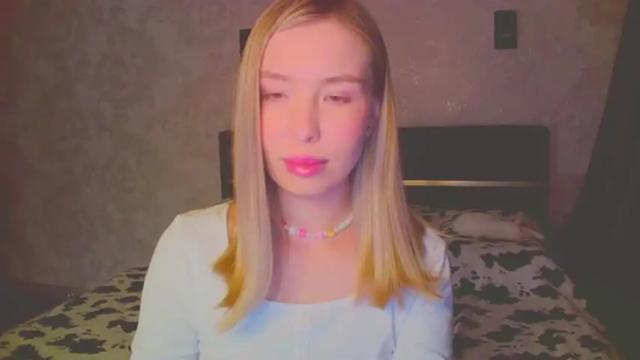 Thumbnail 1, mia_fleur_'s Stream at Chaturbate, 21 months ago