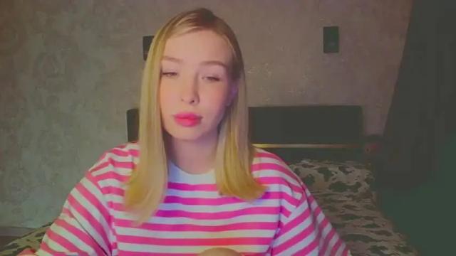 Thumbnail 1, mia_fleur_'s Stream at Chaturbate, 21 months ago