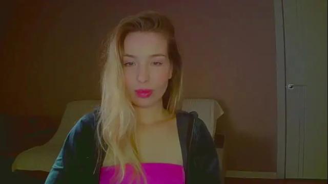 Image 10 of mia_fleur_ Stream on Chaturbate on 9 months ago