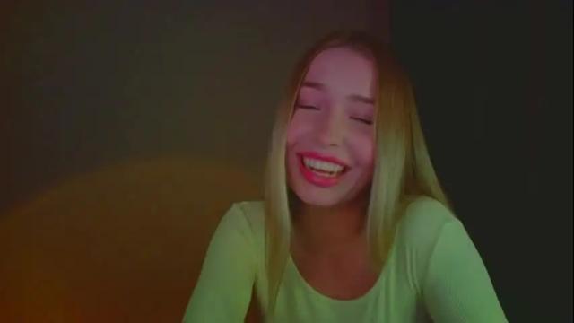 Image 11 of mia_fleur_ Stream on Chaturbate on 8 months ago