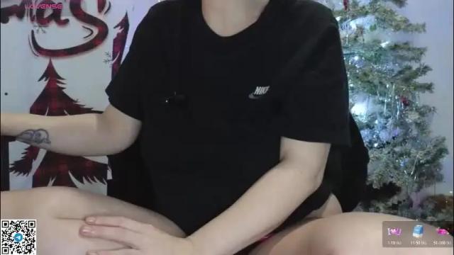 Image 3 of mia_g0ld Stream on Chaturbate on 21 days ago