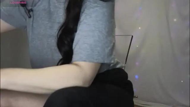 Image 8 of mia_g0ld Stream on Chaturbate on 17 days ago