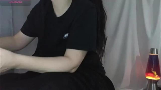 Image 11 of mia_g0ld Stream on Chaturbate on 15 days ago