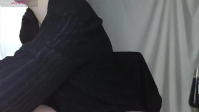 Image 2 of mia_g0ld Stream on Chaturbate on 11 days ago