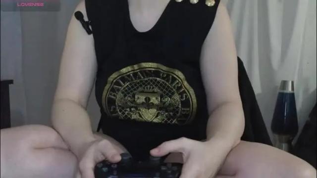 Image 10 of mia_g0ld Stream on Chaturbate on 10 days ago