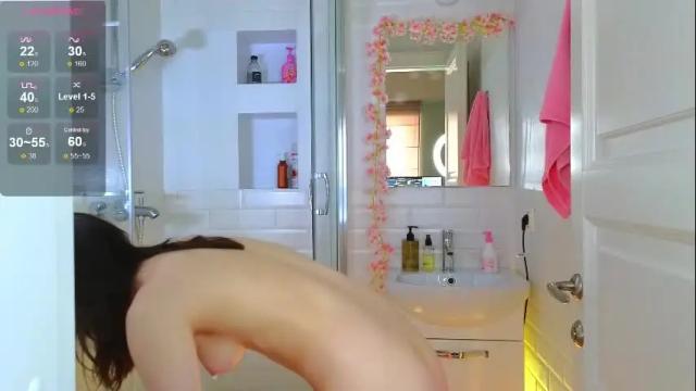 Image 4 of mia_g_ Stream on Chaturbate on 2 days ago