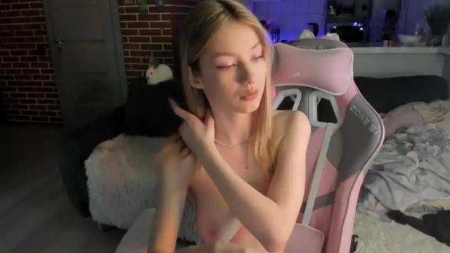 Image 10 of mia_gothh Stream on Chaturbate on 11 months ago