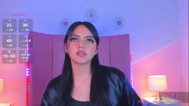 Image 2 of mia_greco_ Stream on Chaturbate on 1 month ago
