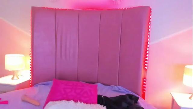 Image 10 of mia_greco_ Stream on Chaturbate on 1 month ago