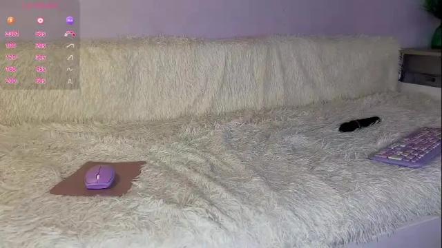 Image 3 of mia_greenwald Stream on Chaturbate on 1 month ago