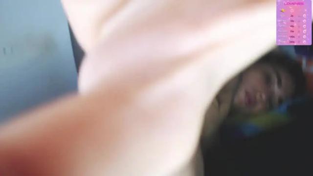 Image 3 of mia_haru Stream on Chaturbate on 16 months ago