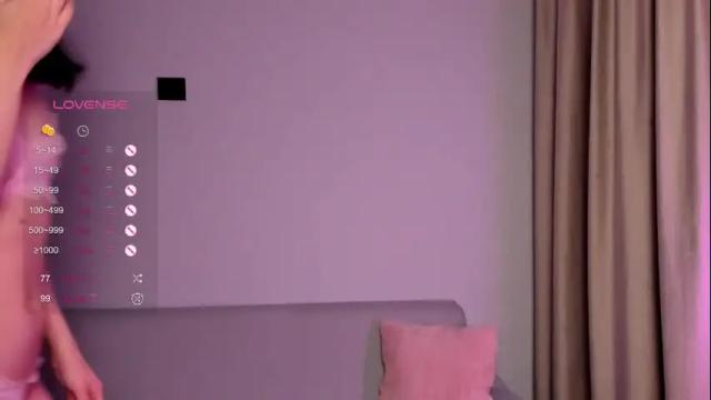 Image 3 of mia_hetty Stream on Chaturbate on 4 months ago