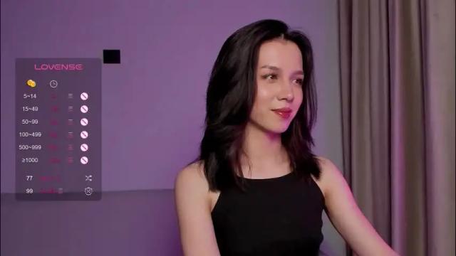 Image 7 of mia_hetty Stream on Chaturbate on 2 months ago