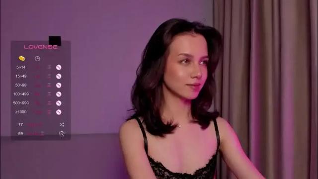 Image 7 of mia_hetty Stream on Chaturbate on 2 months ago