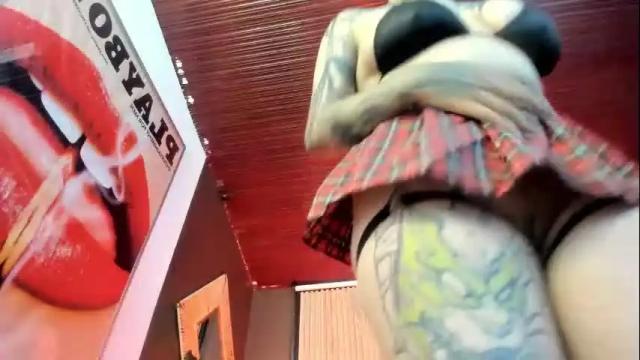 Image 3 of mia_jagger Stream on Chaturbate on 1 month ago