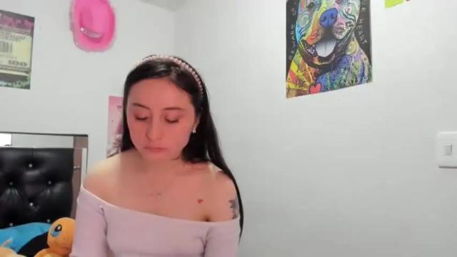 Image 2 of mia_kanee Stream on Chaturbate on 14 months ago