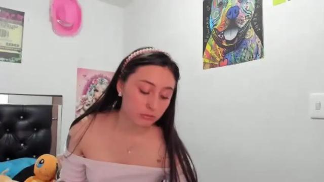 Image 4 of mia_kanee Stream on Chaturbate on 14 months ago