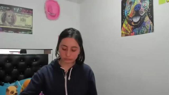 Image 10 of mia_kanee Stream on Chaturbate on 14 months ago