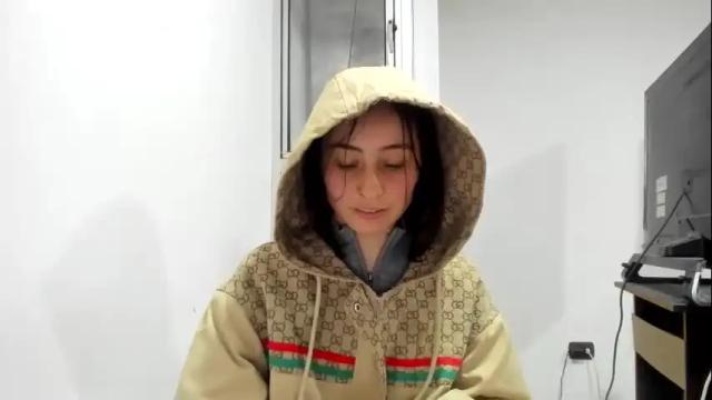 Image 7 of mia_kanee Stream on Chaturbate on 1 month ago