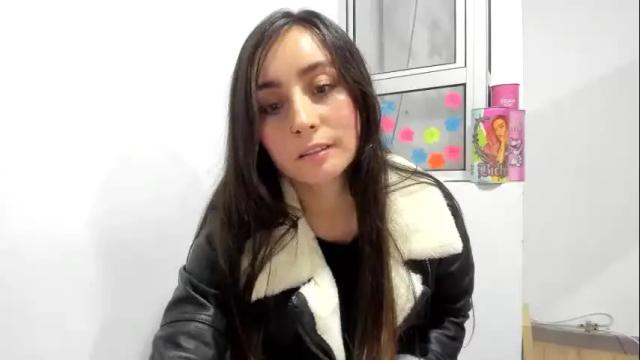 Image 2 of mia_kanee Stream on Chaturbate on 1 month ago
