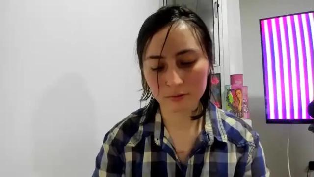 Image 2 of mia_kanee Stream on Chaturbate on 1 month ago