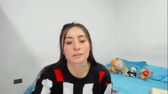 Image 4 of mia_kanee Stream on Chaturbate on 25 days ago