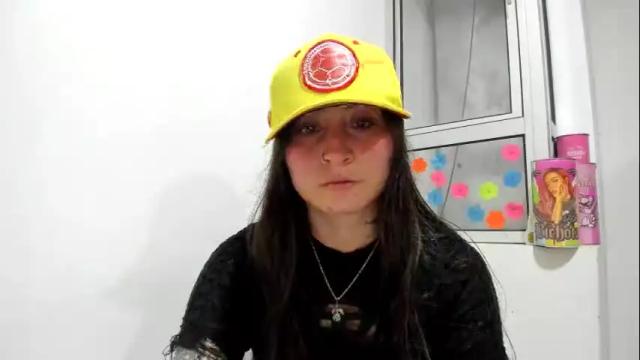 Image 3 of mia_kanee Stream on Chaturbate on 7 days ago