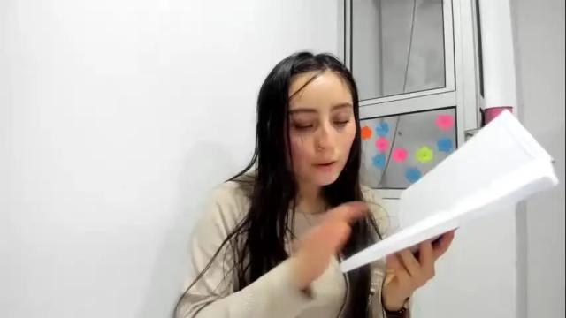 Image 2 of mia_kanee Stream on Chaturbate on 5 days ago