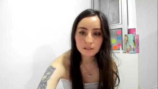 Image 2 of mia_kanee Stream on Chaturbate on 4 days ago