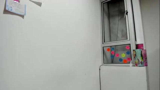 Image 3 of mia_kanee Stream on Chaturbate on 2 days ago