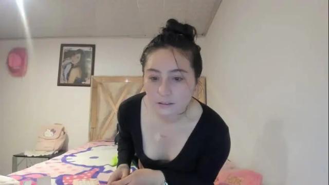 Image 2 of mia_kanee Stream on Chaturbate on 2 months ago