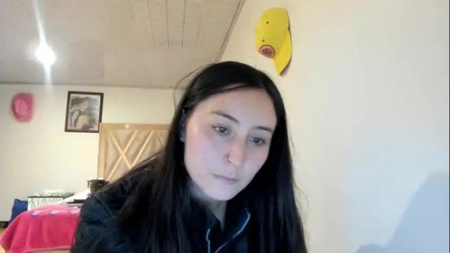Image 12 of mia_kanee Stream on Chaturbate on 2 months ago