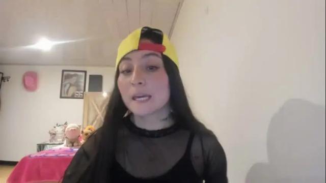 Image 12 of mia_kanee Stream on Chaturbate on 1 month ago