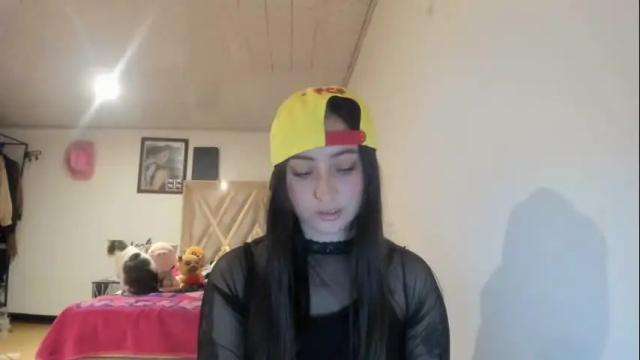 Image 2 of mia_kanee Stream on Chaturbate on 1 month ago