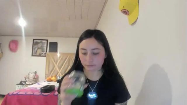 Image 8 of mia_kanee Stream on Chaturbate on 1 month ago
