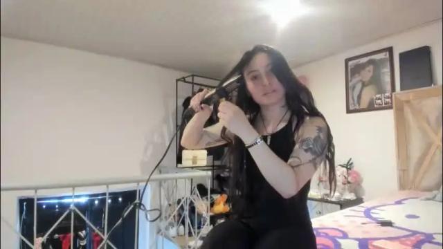 Image 3 of mia_kanee Stream on Chaturbate on 1 month ago