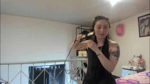 Thumbnail 3, mia_kanee's Stream at Chaturbate, 1 month ago