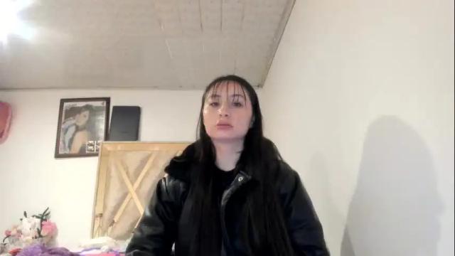 Image 2 of mia_kanee Stream on Chaturbate on 1 month ago